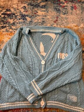 Taylor Swift 1989 Cardigan